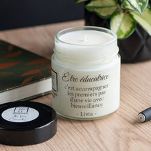 Charger l&#39;image dans la galerie, Coton frais - Bougie avec étiquette personnalisée

