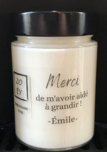 Charger l&#39;image dans la galerie, Sapin - Bougie avec étiquette personnalisée

